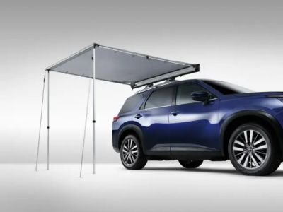 Nissan Affiliated: Yakima® SlimShady — Roof Mount Awning T99R2-A609A