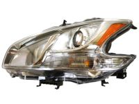 Nissan 26060-9N00A Driver Side Headlight Assembly